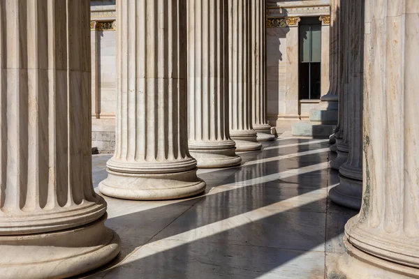 Colonnes Classiques Piliers Marbre Blanc Athènes Grèce Académie Néoclassique Bâtiment — Photo