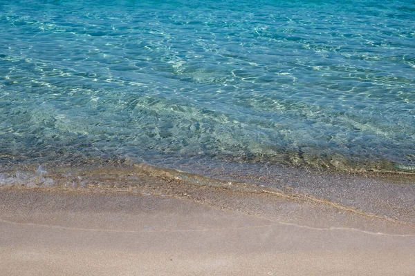 Leeg Zandstrand Griekenland Elafonisos Grieks Eiland Zeewater Transparant Turquoise Kleur — Stockfoto