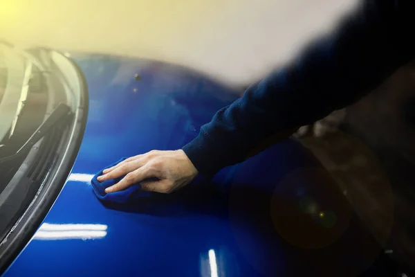 Polishing Car Body Microfiber Applying Nanoceramics Jogdíjmentes Stock Képek