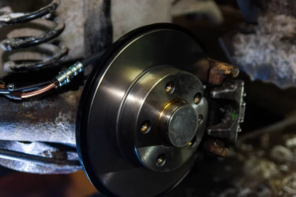 New Brake Disc Installed Old Car Garage — Fotografia de Stock