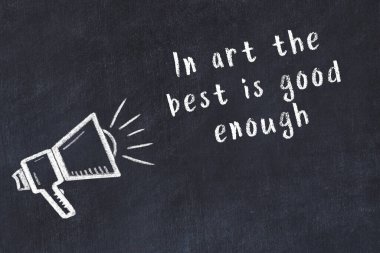 Bilge motivasyonel yazıtlı siyah karatahtaya hoparlör çizimi