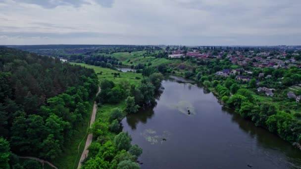 中欧小型水力发电厂 — 图库视频影像