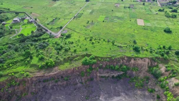 Mine à ciel ouvert — Video