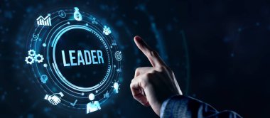 İnternet, iş, teknoloji ve ağ kavramı. Başarılı takım lideri. İş liderliği kavramları. Başarılı bir takım lideri bir yönetici pazar lideridir. Sanal düğme.