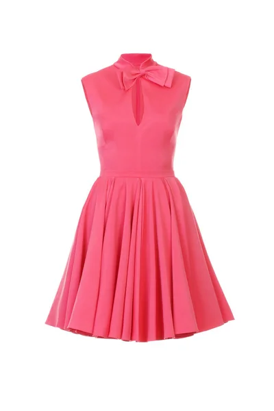 Pembe zarif elbise beyaz arkaplanda izole edilmiş.