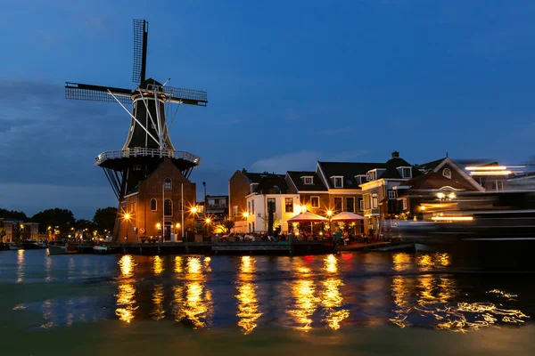 Mill Adriaan Nachts Aan Spaarne Haarlem — Stockfoto
