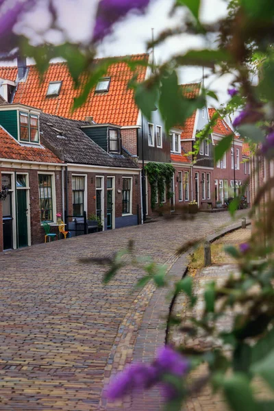 Monnickendam Niderlandy Wrzesień 2022 Tradycyjna Holenderska Architektura Małej Wiosce Rybackiej — Zdjęcie stockowe