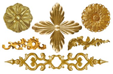 Beyaz arka plan üzerinde izole çiçek desenli altın dekoratif unsurlar seti