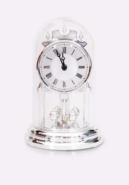 Срібний Мантійний Годинник Ізольовано Білому Тлі Дизайн Елемента Відсічним Контуром — стокове фото