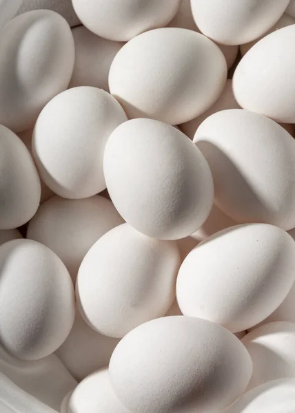 白母鸡蛋背景 食物模式 — 图库照片