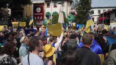 ANTALYA, TURKEY - 26 Şubat 2022: Ukrayna 'daki savaşı protesto. Ukrayna 'daki savaşı durdurun. Rus saldırısı..