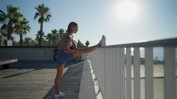 Woman Streching Training Outdoors Fitness Woman Doing Streching Outdoor Cross — Stock video