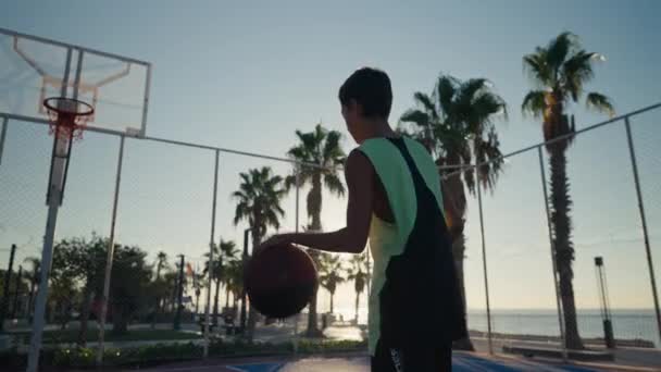 Young Basketball Player Shoot Teen Boy Shooting Basketball — стоковое видео