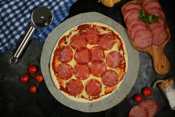 Крупный План Вкусной Пиццы — стоковое фото
