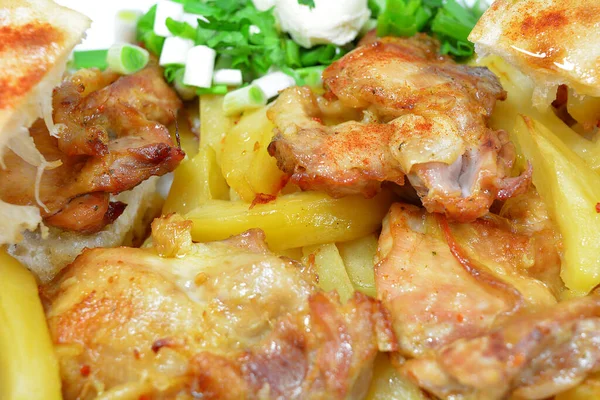 Close Delicious Baked Chicken Potatoes — Stockfoto