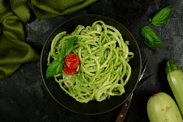 Keto Diet Zucchini Noodles Basil Pesto Herbs Cherry Tomatoes — стокове фото