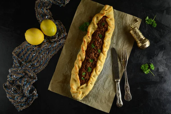 Geleneksel Ev Yapımı Lübnan Etli Turtası - Sfeeha