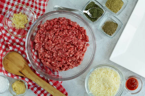 Primer Plano Deliciosa Pasta Calabacín Keto Con Albóndigas — Foto de Stock