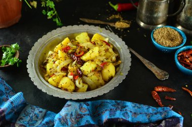 Lezzetli Aloo Masala Tarifi