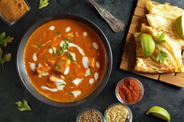 Paneer Tereyağı Masala Hazırlama 