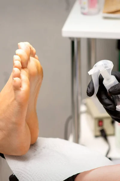 Pedicure Master Disinfects Feet Woman Preparation Decontamination Beauty Salon — 스톡 사진