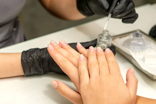 Manicure Painting Process Manicure Master Paint Nails Transparent Varnish Nail — Stockfoto