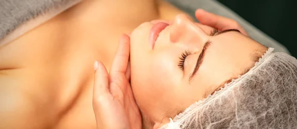 Facial Massage Hands Masseur Massaging Neck Young Caucasian Woman Spa — Stock Photo, Image