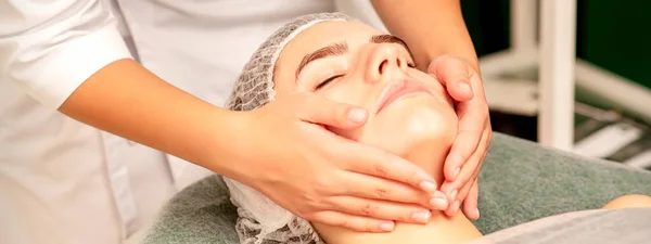 Facial Treatment Massage Beautiful Young Caucasian Woman Perfect Skin Receiving — 스톡 사진