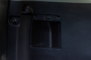 Araba bagajı. Organizatör bagajda. Temiz ve boş bir araba bagajı