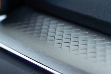 Modern araba iç metale ve plastik detaylara sahip. İç detay.