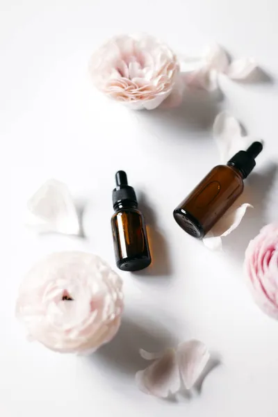 Spa konsepti. Aromaterapi. temel petrol.