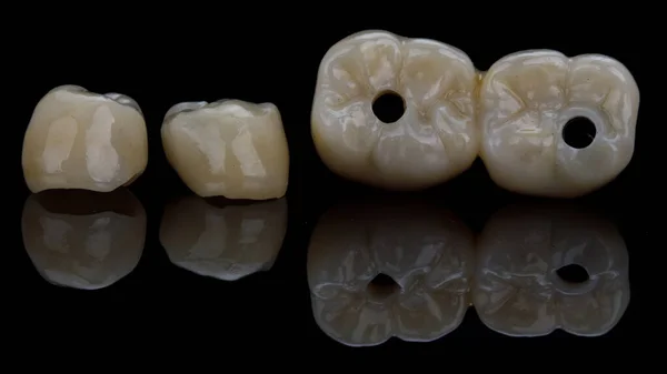 Beautiful Morphology Dental Crowns Black Glass Creative Reflection — Stock Photo, Image