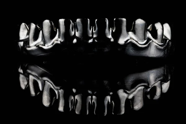 Creative Photograph Titanium Dental Bar Making Prosthesis Taken Black Glass — Stock Photo, Image