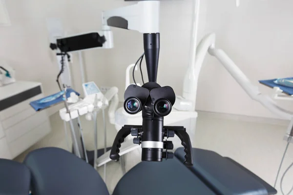 Dentalt Mikroskop Ett Modernt Tandvårdskontor — Stockfoto