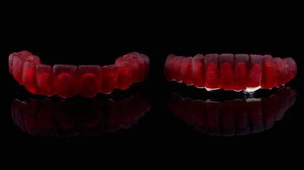 Dentaduras Cera Dentária Com Coroas Cera Vermelha Para Mandíbulas Inferiores — Fotografia de Stock