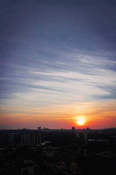 Stijgende Zon Met Stad Silhouet Skyline — Stockfoto