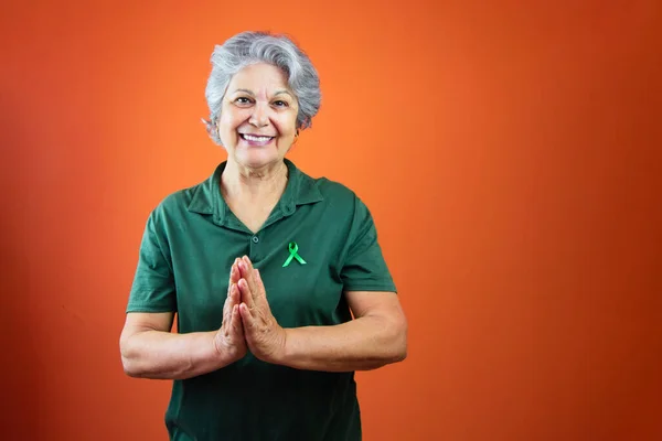 World Mental Health Day Mature Woman Gray Hair Green Ribbon — ストック写真