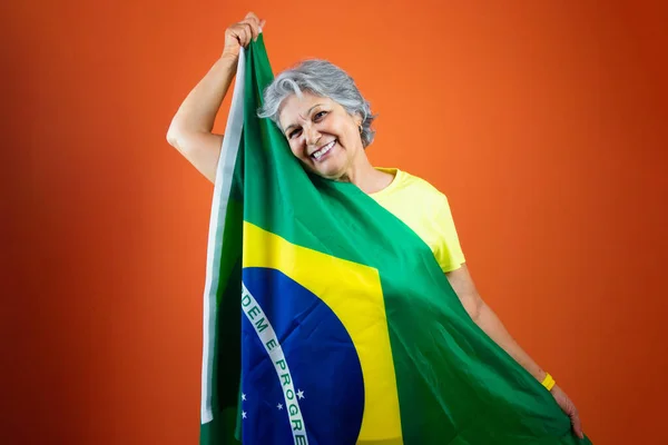 Mature Woman Gray Hare Holding Brazil Flag — 스톡 사진