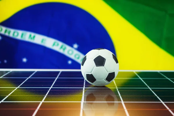 Bola Futebol Bandeira Brasil Sobre Painel Solar Fotovoltaico Conceito Copa — Fotografia de Stock