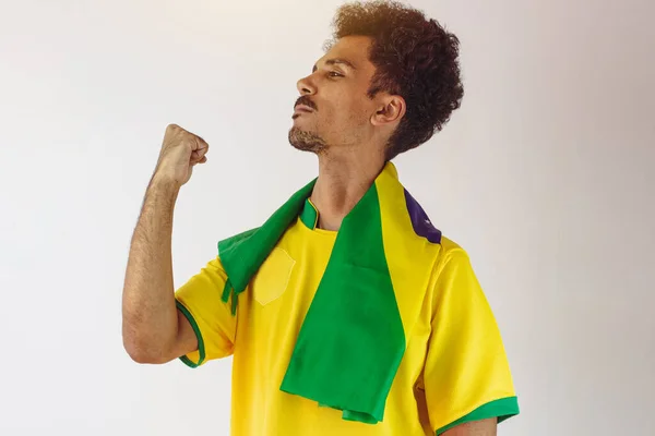 Abanico Hombre Negro Brasileño Con Camisa Equipo Fútbol Aislado Blanco —  Fotos de Stock