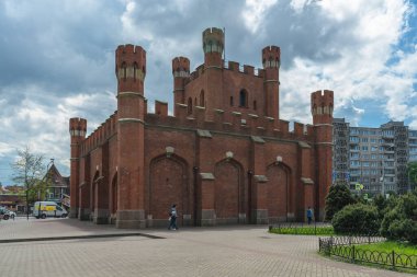  Kaliningrad, Rusya - 18 Mayıs 2021: Kraliyet Kapısı 'nın dışı