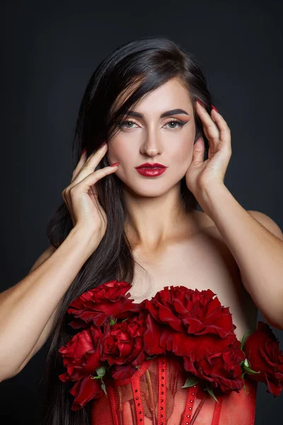 Beautiful Brunette Woman Bouquet Red Rose Flowers Red Corset Long — Stock Photo, Image