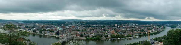 2021年7月11日 比利时瓦隆尼亚Namur市夏季全景 — 图库照片
