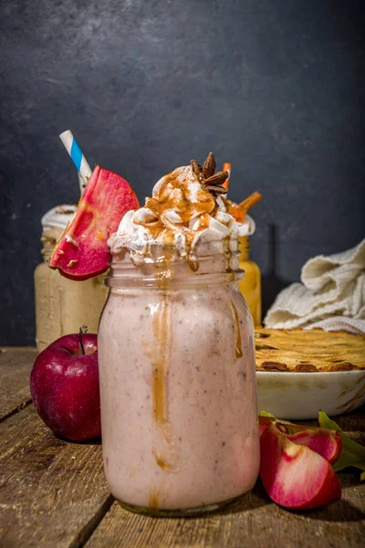 Bebidas Batido Manzana Calabaza Nuez Conjunto Cócteles Tradicionales Sabor Pastel — Foto de Stock