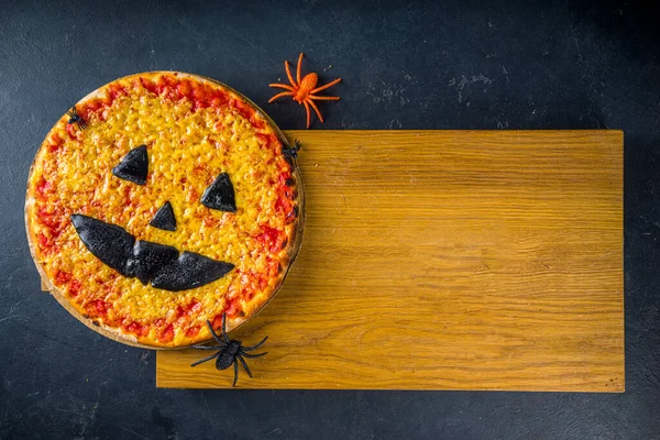 Halloween Party Trick Treat Food Funny Scary Pizza Style Halloween — Stock Photo, Image