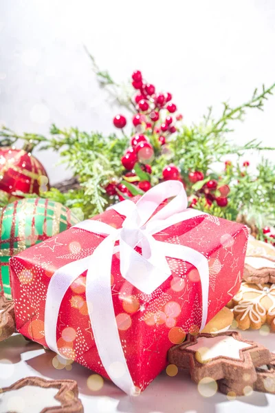 Fondo Tarjeta Felicitación Navidad Con Bolas Árbol Navidad Decoraciones Caja —  Fotos de Stock