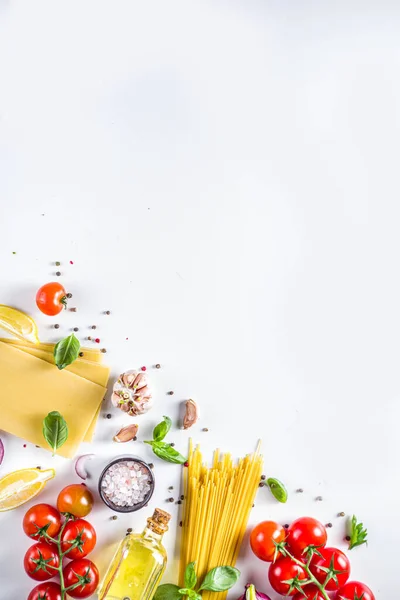 Ingredientes Comida Italiana Para Cocinar Pasta Espaguetis Pasta Espagueti Cruda — Foto de Stock