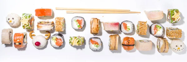 Set Sushi Navideño Con Divertidos Rollos Decorados Como Símbolos Navidad — Foto de Stock