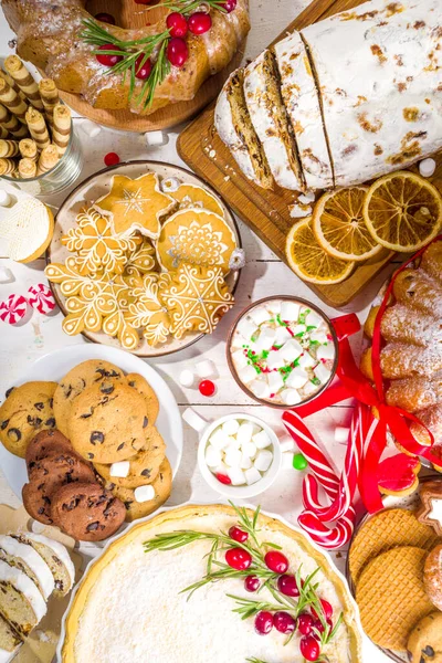 Surtido Navidad Horneado Casero Dulce Conjunto Varios Pasteles Tradicionales Navidad —  Fotos de Stock