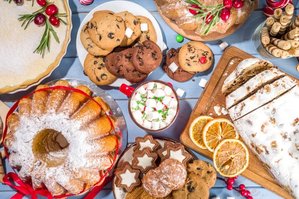 Surtido Navidad Horneado Casero Dulce Conjunto Varios Pasteles Tradicionales Navidad —  Fotos de Stock